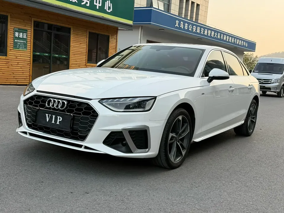 Audi a4 l 2022