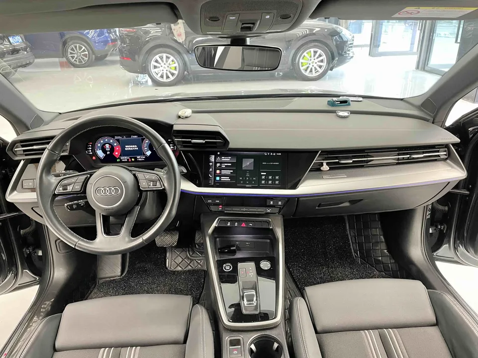 Audi A3 Audi A3 2024 Sportback 35 TFSI stylish and sporty 2024 — миниатюра 3