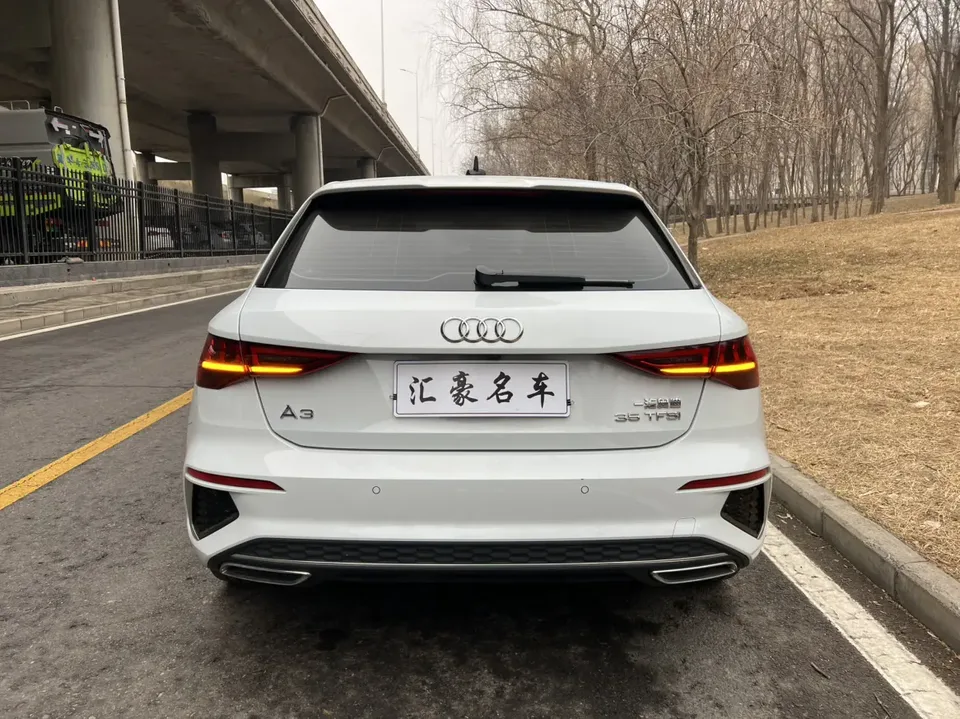 Audi A3 Audi A3 2024 Sportback 35 TFSI stylish and sporty 2024 — миниатюра 2