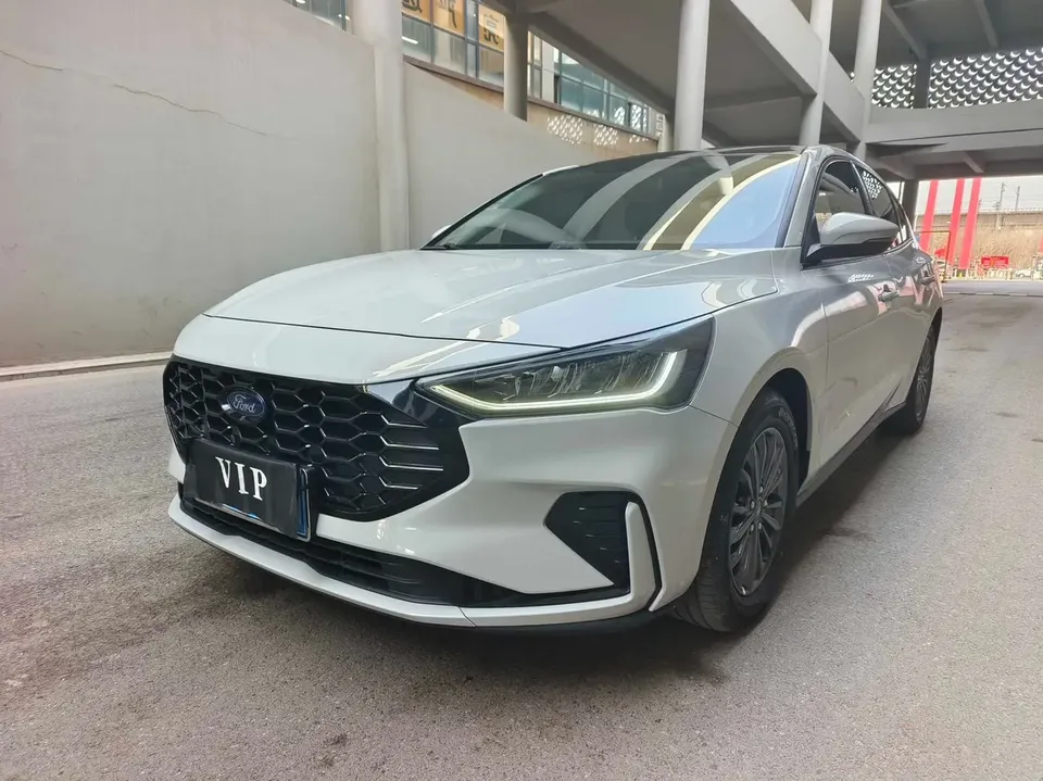 Ford Focus 2023