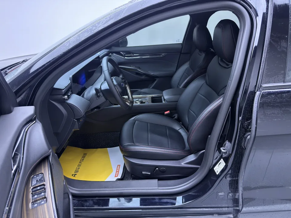 Ford Mondeo Mondeo EcoBoost 180 Comfort Edition 2024 — миниатюра 5