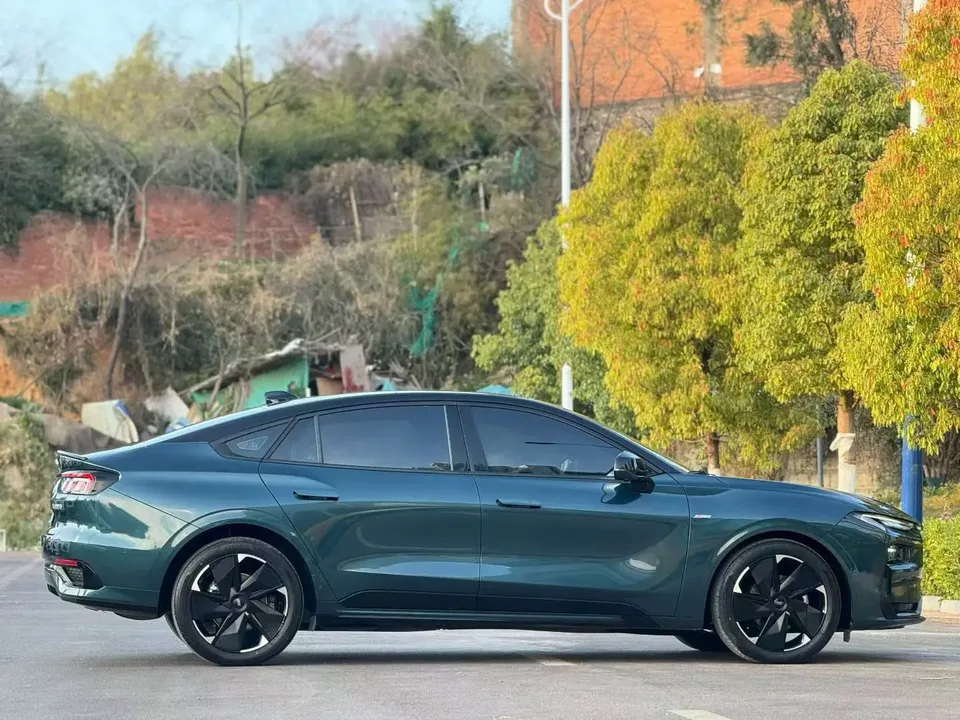 Ford Mondeo EcoBoost 180 Extreme 2024 — миниатюра 5