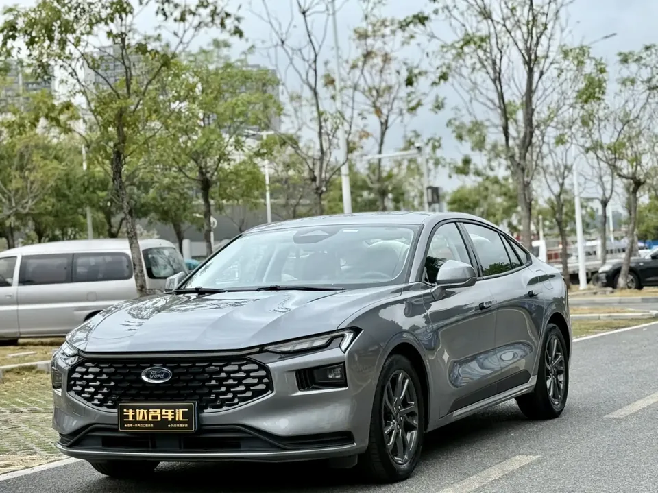 Ford Mondeo 2025