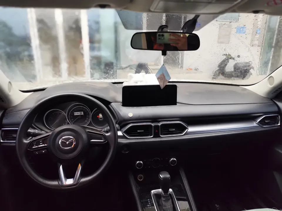 Mazda CX-5 2.0L automatic two-wheel drive comfort model 2022 — миниатюра 4