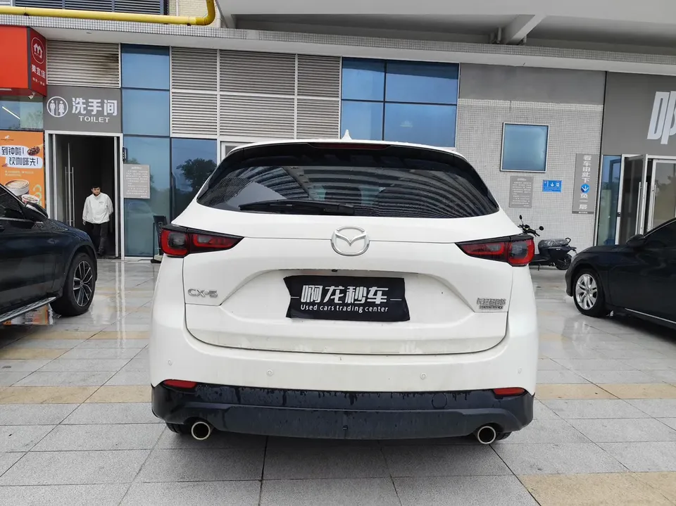 Mazda CX-5 2.0L automatic two-wheel drive comfort model 2022 — миниатюра 5