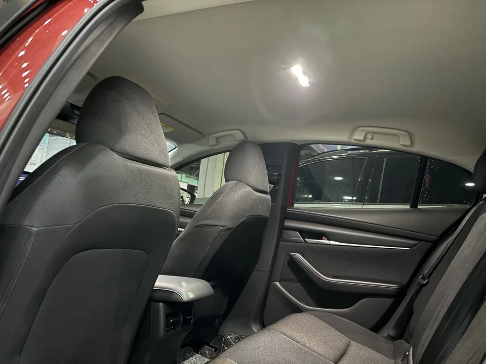 Mazda Axela 1.5L manual quality version 2025 — миниатюра 5