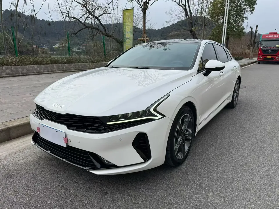 Kia K5 2024