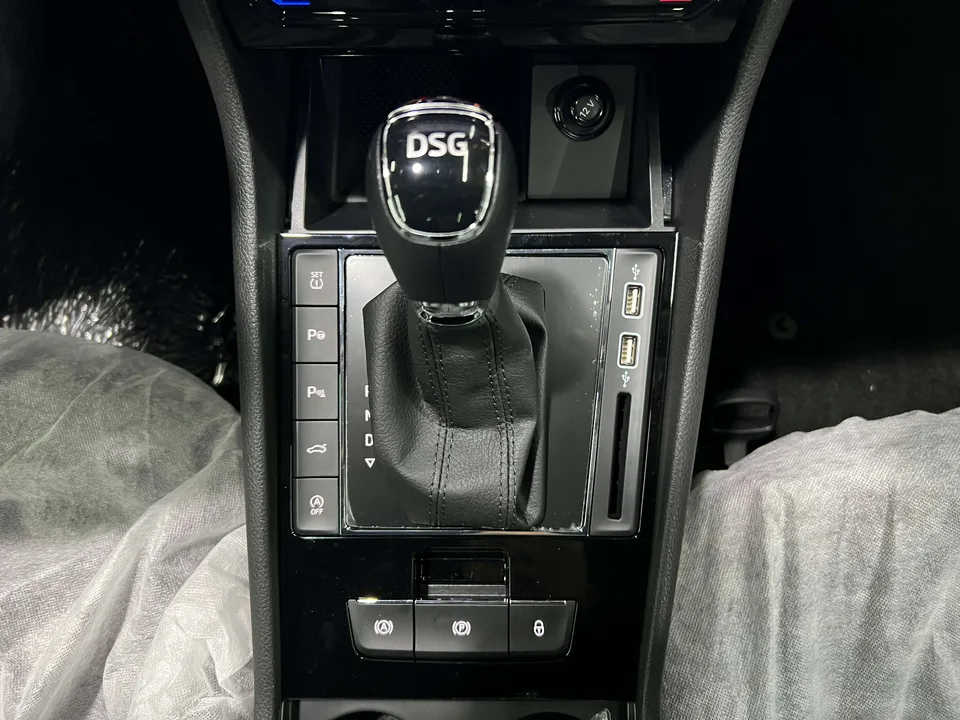 Skoda Speedy Superb 2025 TSI280 DSG Premium Edition 2026 — миниатюра 4