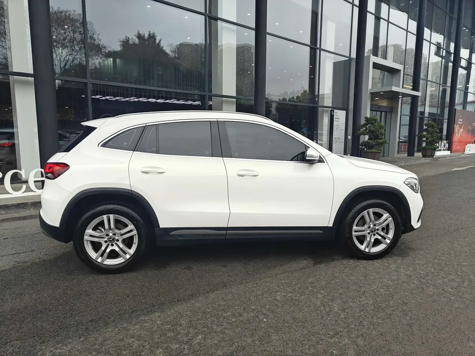 Mercedes-Benz GLA Mercedes-Benz GLA 2023 GLA 200 2023 — миниатюра 2