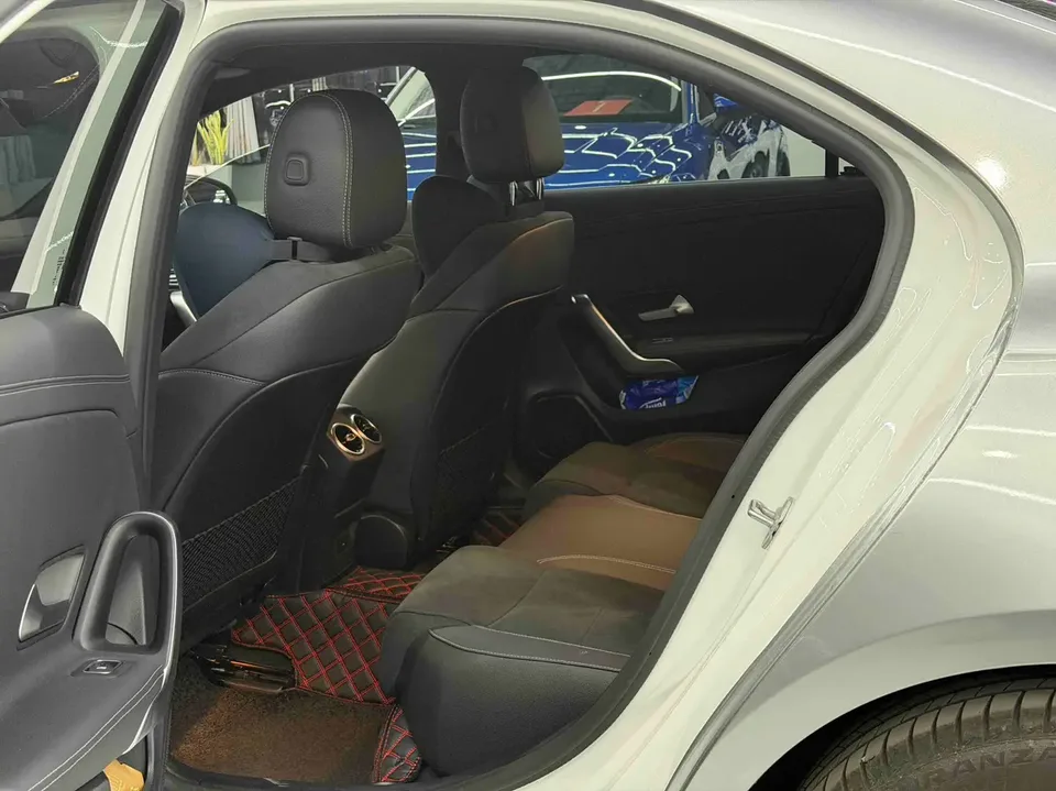 Mercedes-Benz Mercedes Benz A Class Mercedes-Benz A-Class 2023 A 200 L Sports Sedan Fashion Edition 2023 — миниатюра 2