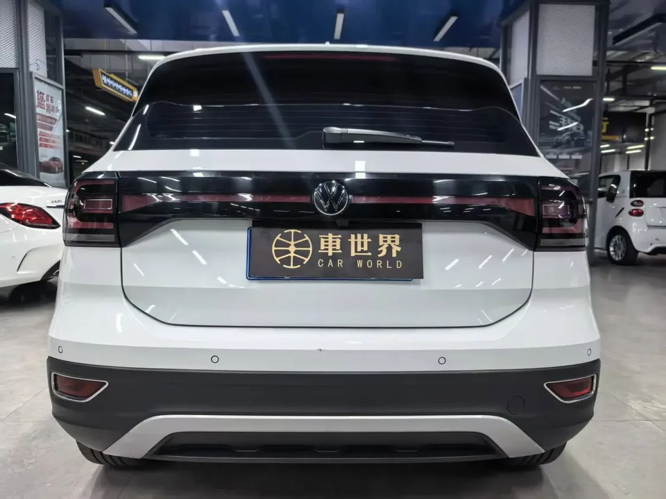 Volkswagen Explore the shadows Explore the shadows 2021 1.5L automatic smart connected version 2023 — миниатюра 3