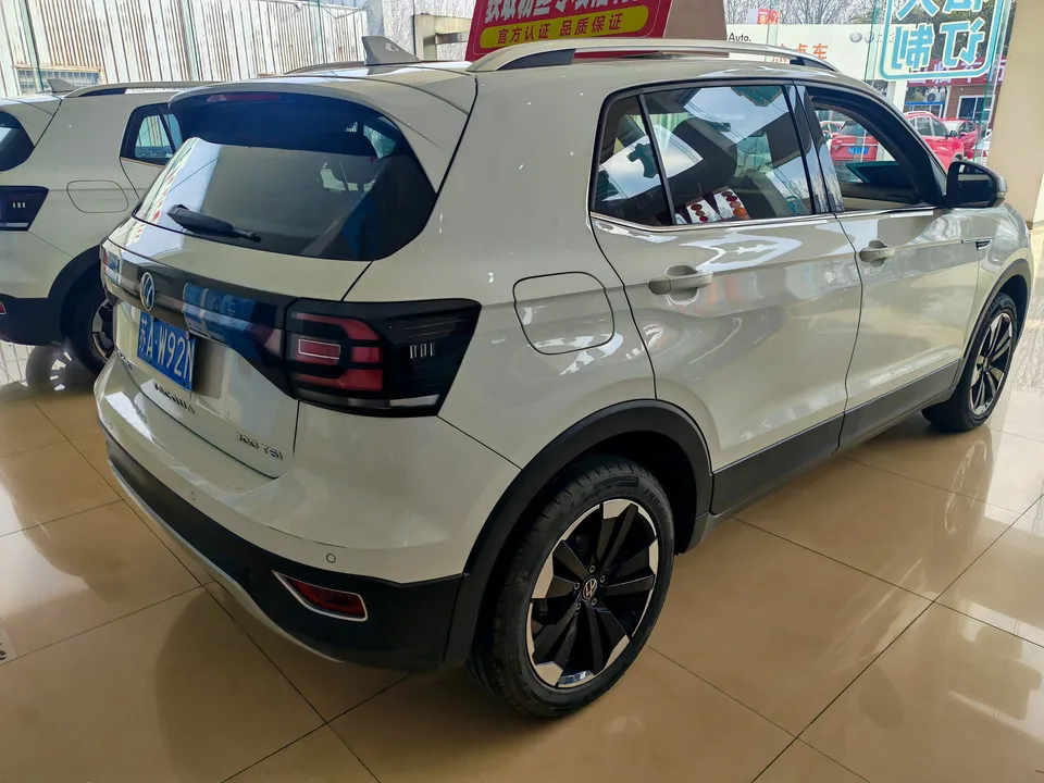 Volkswagen Explore the shadows Explore the shadows 2023 200TSI DSG Joy Smart Edition 2024 — миниатюра 3