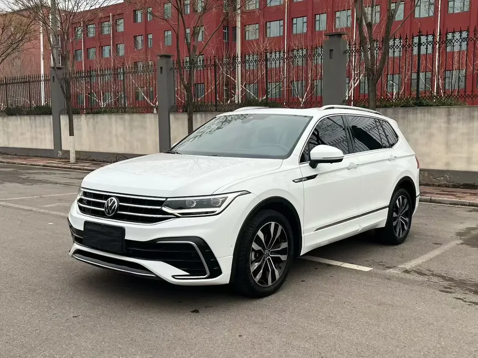 Volkswagen Tiguan L 2023