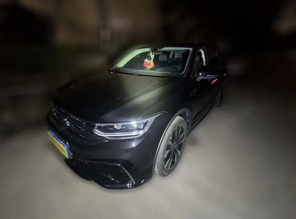 Volkswagen Tiguan L 2024