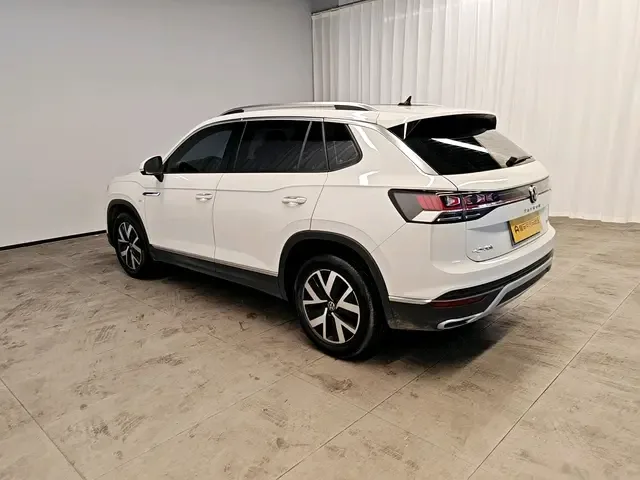 Volkswagen Tayron Tanyue 2023 330TSI 2WD Luxury Plus Advanced Edition 2023 — миниатюра 2