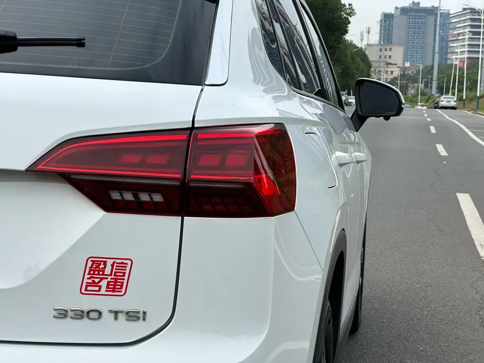 Volkswagen Tayron Tanyue 2022 330TSI 2WD Luxury Smart Edition 2022 — миниатюра 3