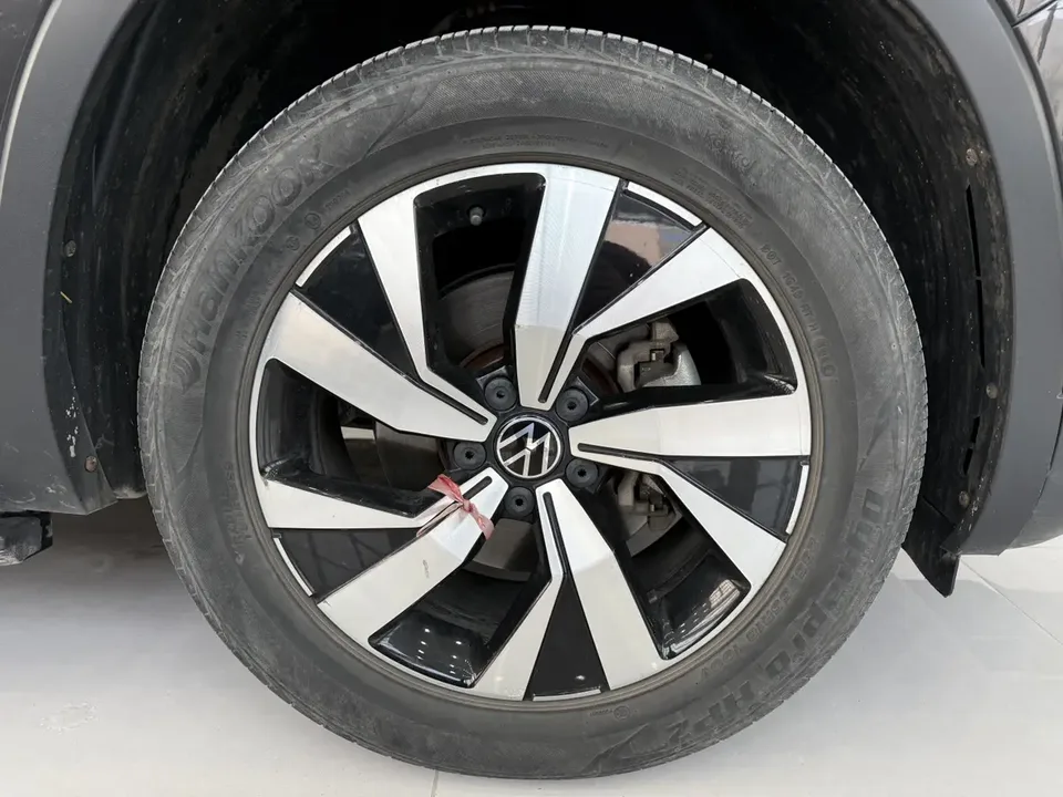 Volkswagen Tayron Tanyue 2022 280TSI 2WD Luxury Smart Edition 2022 — миниатюра 3