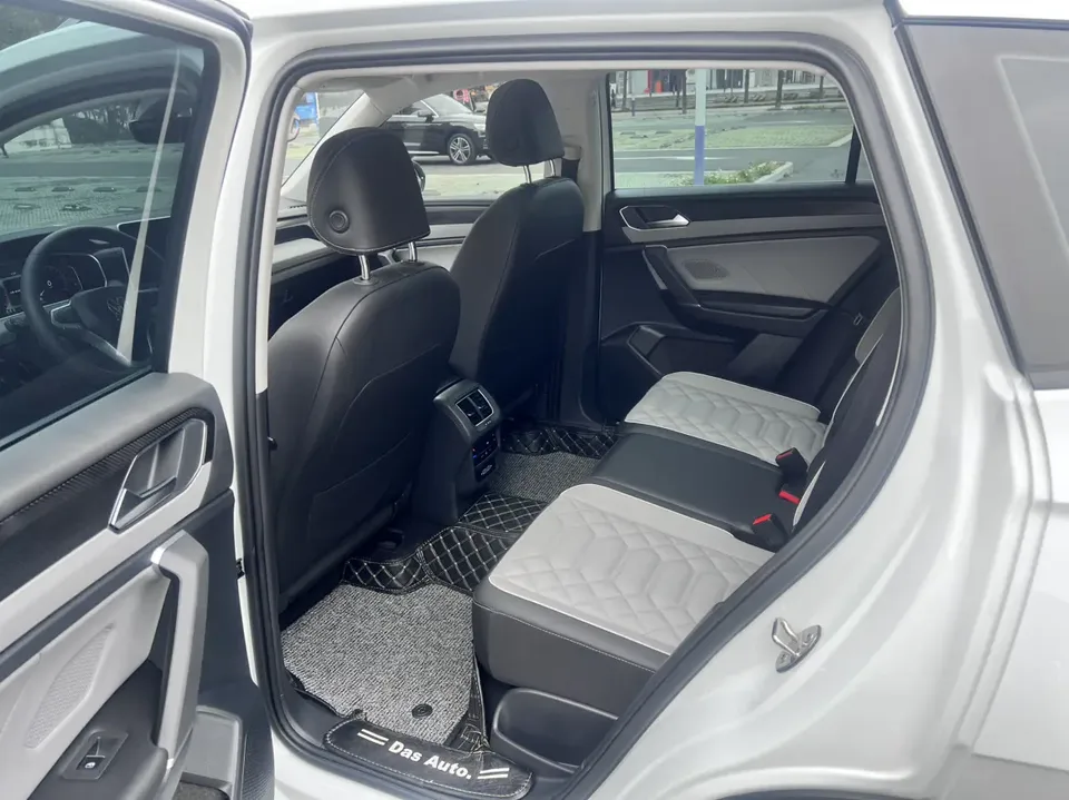 Volkswagen Tayron Tanyue 2023 330TSI 2WD Luxury Plus Advanced Edition 2024 — миниатюра 3