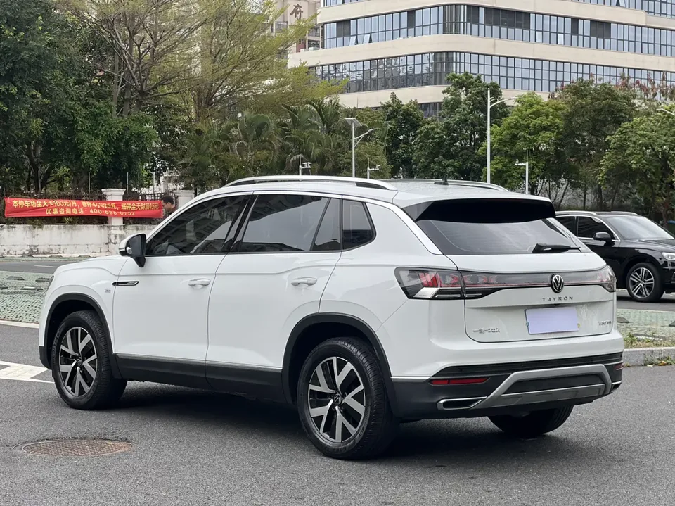 Volkswagen Tayron Tanyue 2023 330TSI 2WD Luxury Plus Advanced Edition 2024 — миниатюра 4