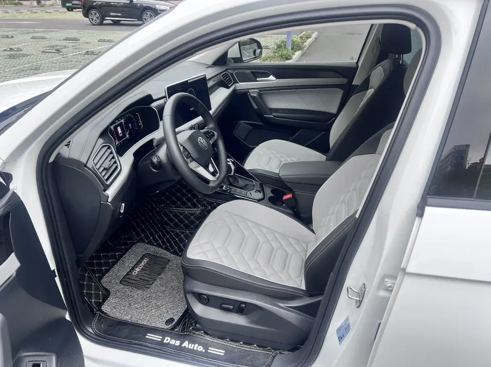 Volkswagen Tayron Tanyue 2023 330TSI 2WD Luxury Plus Advanced Edition 2024 — миниатюра 5