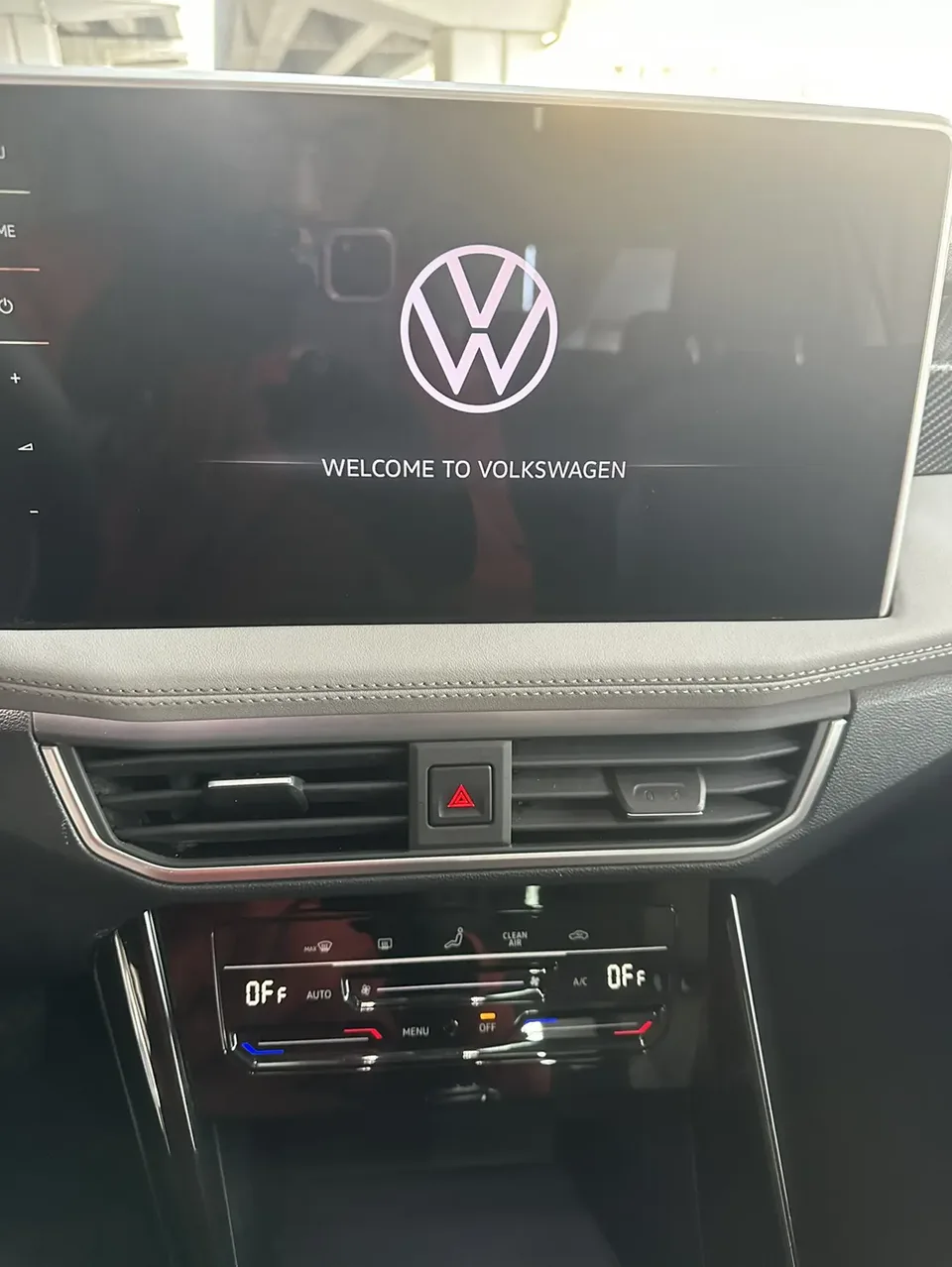 Volkswagen Tayron Tanyue 2023 280TSI 2WD Luxury Plus Advanced Edition 2022 — миниатюра 3