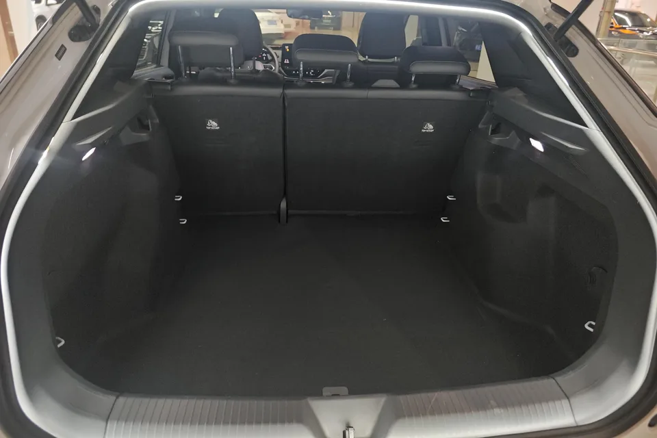 Volkswagen ID.4X Pure Intelligent Edition 2024 — миниатюра 5