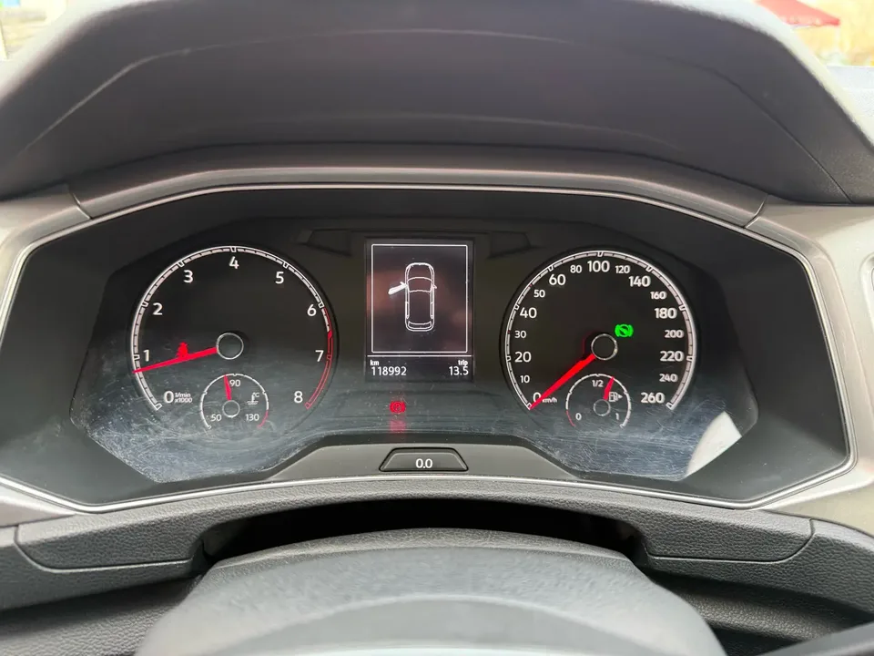 Volkswagen T-Roc Tanyue 280TSI DSG 2WD Elite PLUS 2023 — миниатюра 3