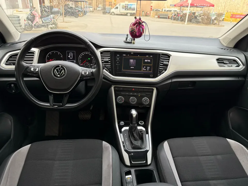Volkswagen T-Roc Tanyue 280TSI DSG 2WD Elite PLUS 2023 — миниатюра 5