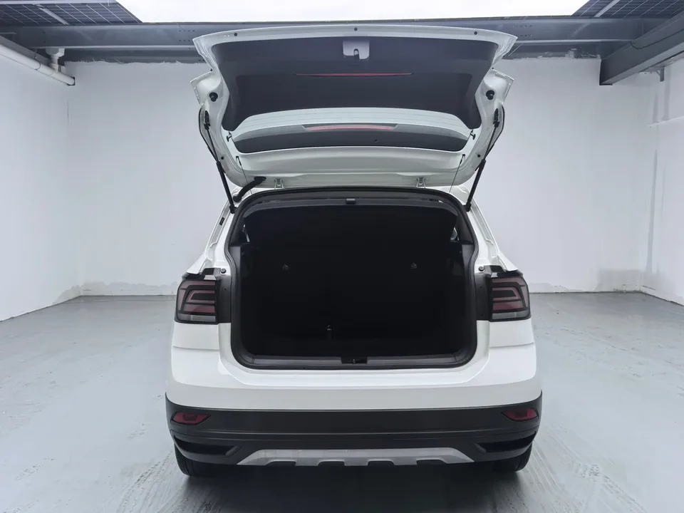 Volkswagen Tu Kai facelift 1.5L automatic fashion version 2026 — миниатюра 5