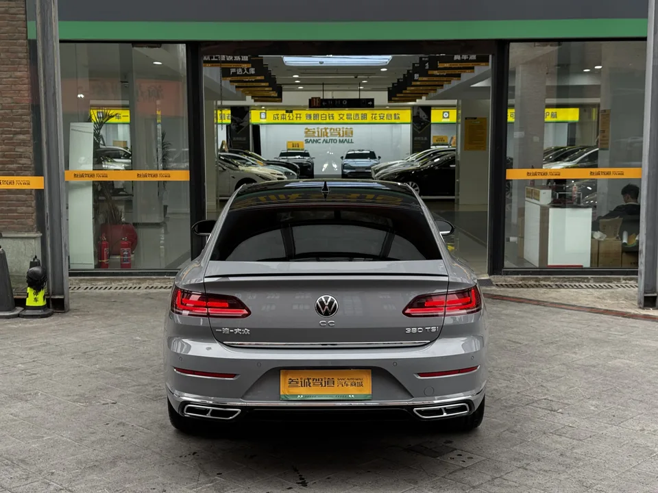 Volkswagen Arteon CC 2021 380TSI Dazzling Edition 30th Anniversary Edition 2022 — thumbnail 2