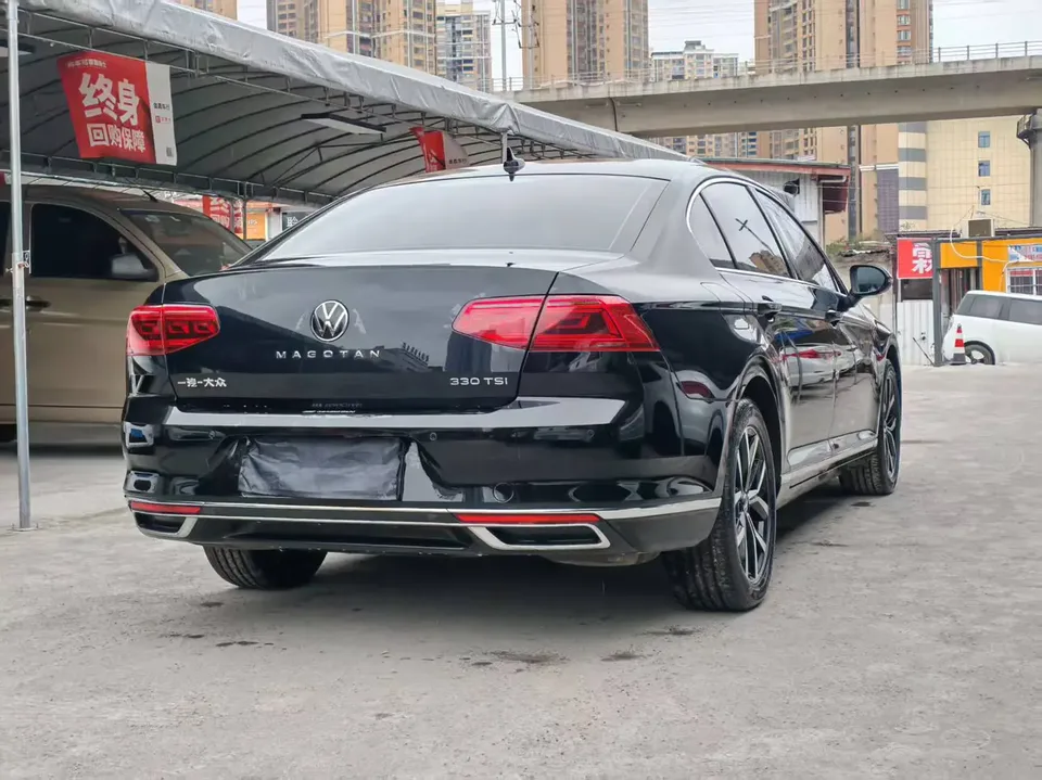 Volkswagen Magotan 330TSI DSG 30th Anniversary Edition 2022 — миниатюра 2