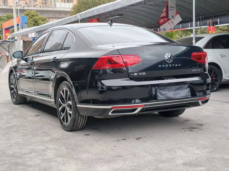 Volkswagen Magotan 330TSI DSG 30th Anniversary Edition 2022 — миниатюра 4
