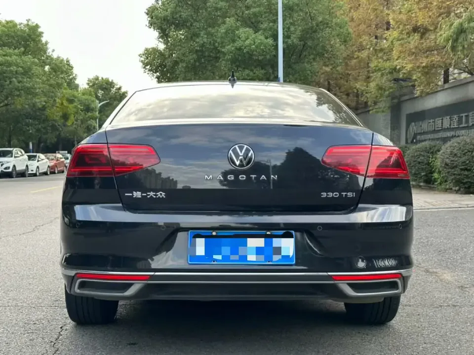 Volkswagen Magotan Magotan 2020 330TSI DSG Leading Edition 2022 — миниатюра 2