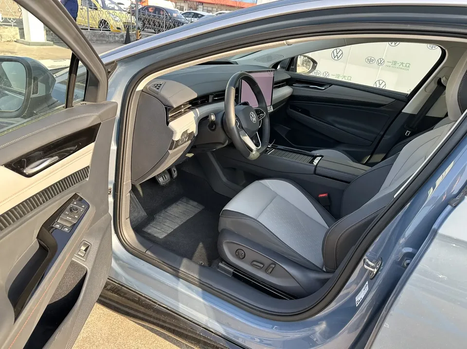Volkswagen ID.7 VIZZION ID.7 VIZZION 2024 AIR version 2024 — миниатюра 5