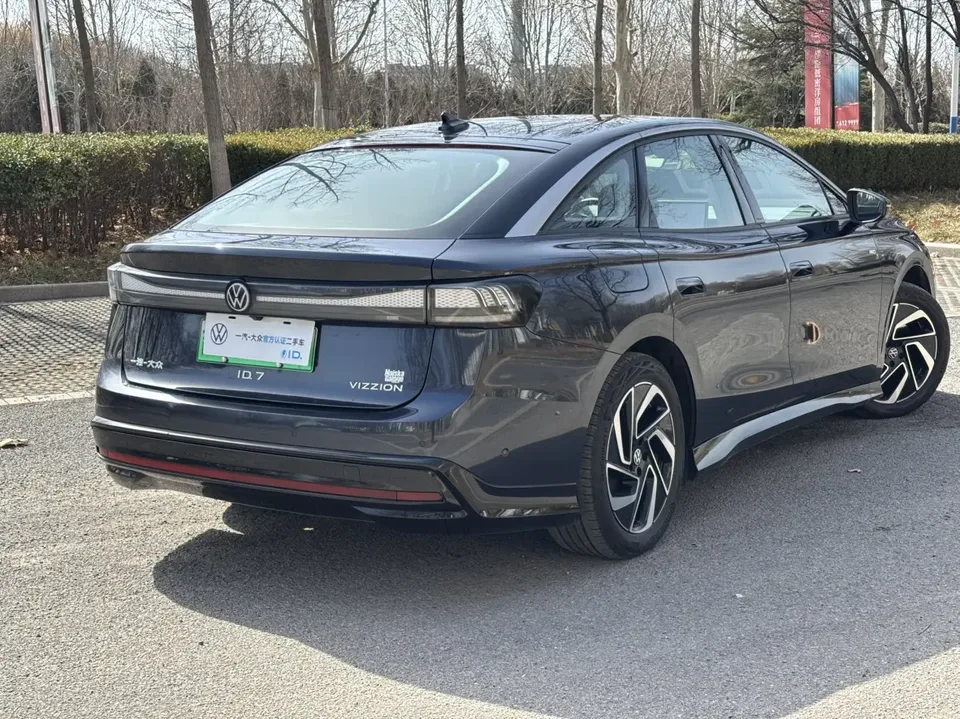 Volkswagen ID.7 VIZZION ID.7 VIZZION 2024 PRO Edition 2024 — миниатюра 2