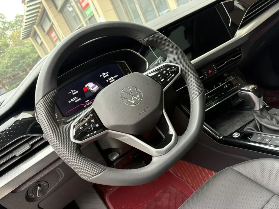 Volkswagen Passat Passat 2024 380TSI Starry Sky Deluxe Edition 2024 — миниатюра 4