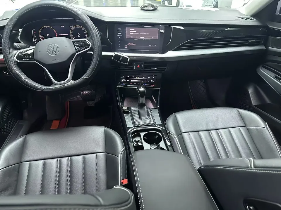 Volkswagen Passat Passat 2023 330TSI Elite Edition 2023 — миниатюра 4