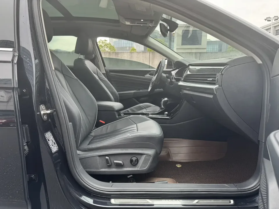 Volkswagen Passat Passat 2023 330TSI Elite Edition 2023 — миниатюра 4