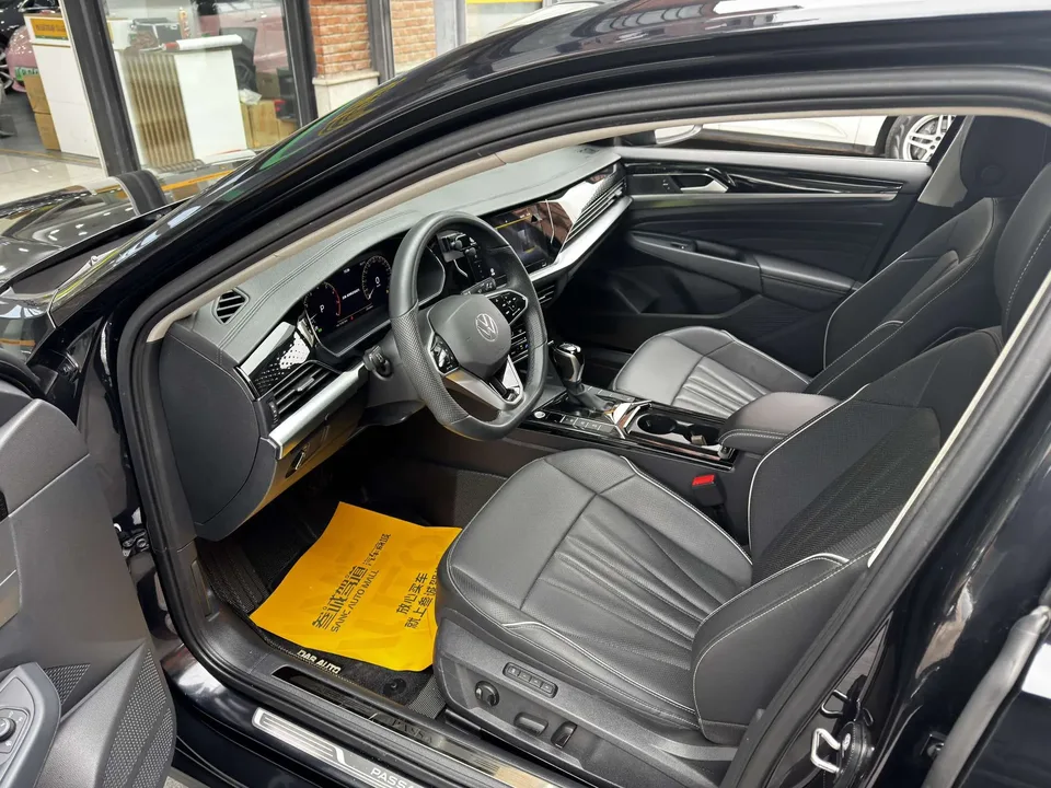 Volkswagen Passat facelift 380TSI luxury version 2024 — миниатюра 5