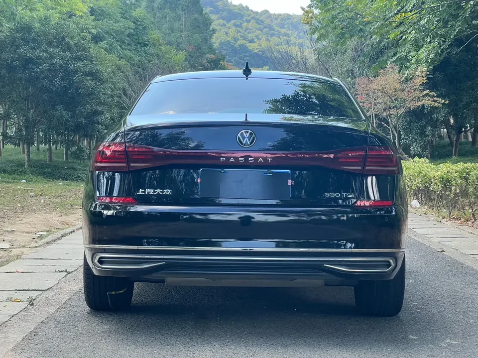 Volkswagen Passat Passat 2022 330TSI Star Elite Edition 2022 — миниатюра 2