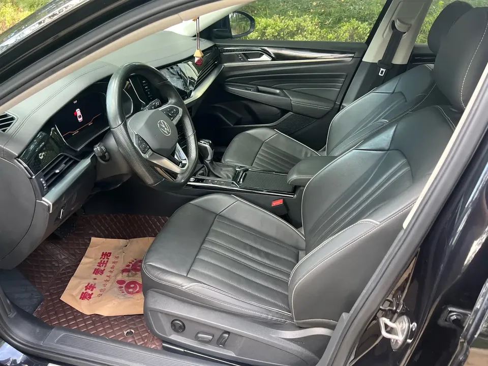 Volkswagen Passat Passat 2022 330TSI Star Elite Edition 2022 — миниатюра 5