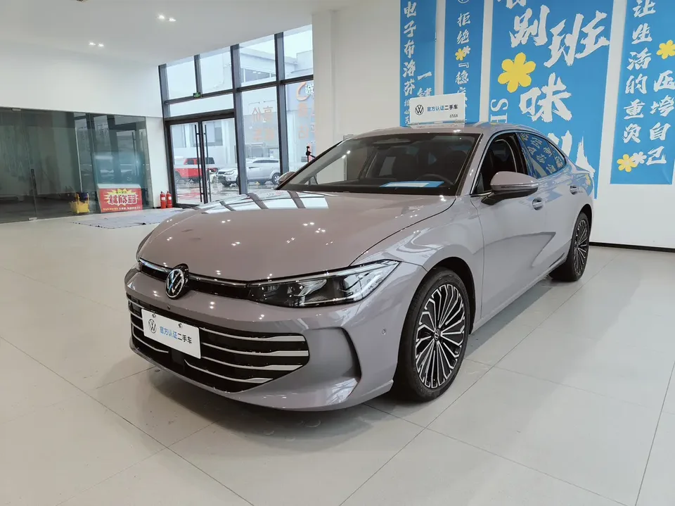 Volkswagen Passat Passat 2025 PRO 380TSI Dragon Edition 2024 — фото 1, купить с доставкой в Москву