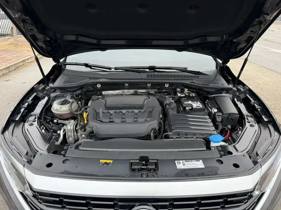 Volkswagen Passat Passat 2024 330TSI Elite Edition 2024 — миниатюра 3