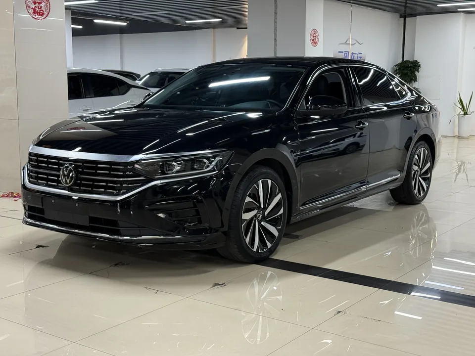 Volkswagen Passat 2024