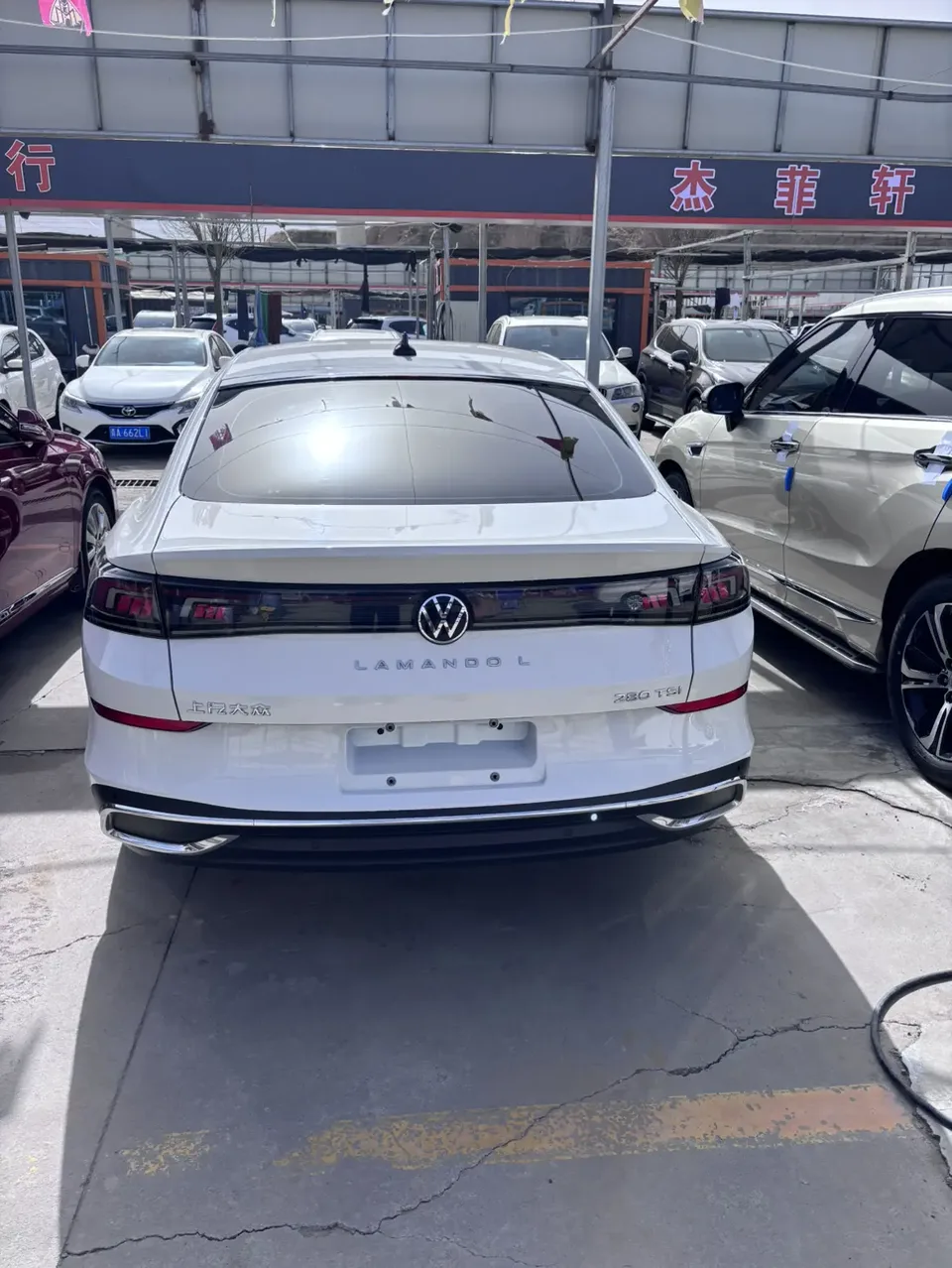 Volkswagen Lamando Lingdu 2023 Lingdu L 280TSI DSG Hot Edition 2023 — thumbnail 4