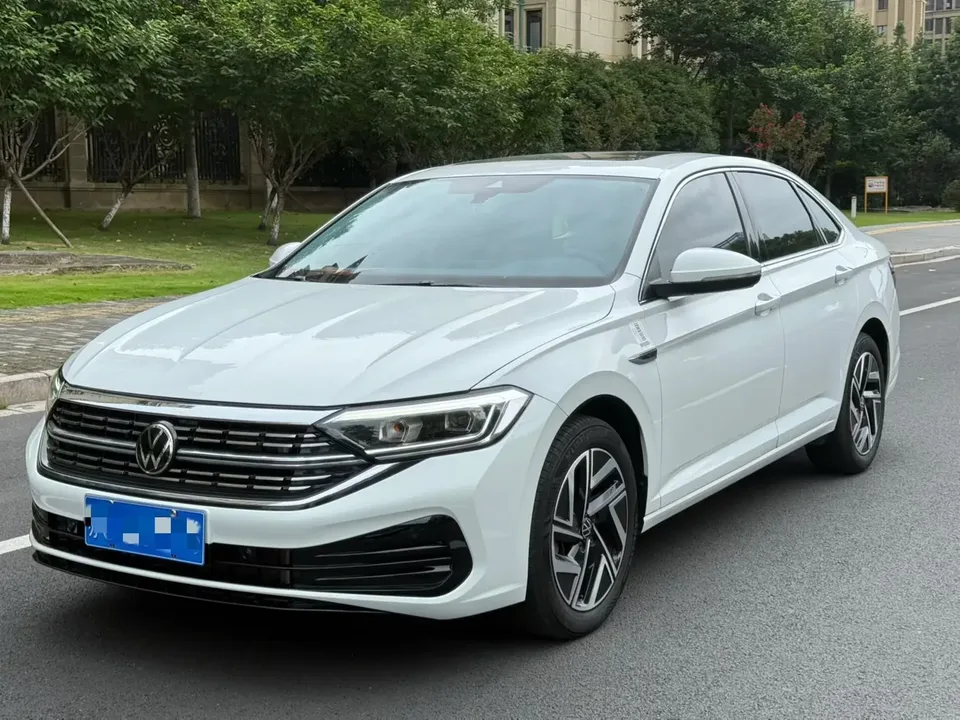 Volkswagen Sagitar 2024