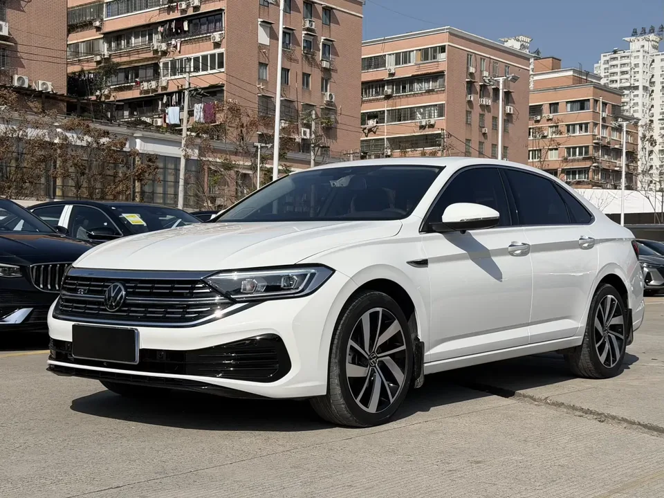 Volkswagen Sagitar 2024