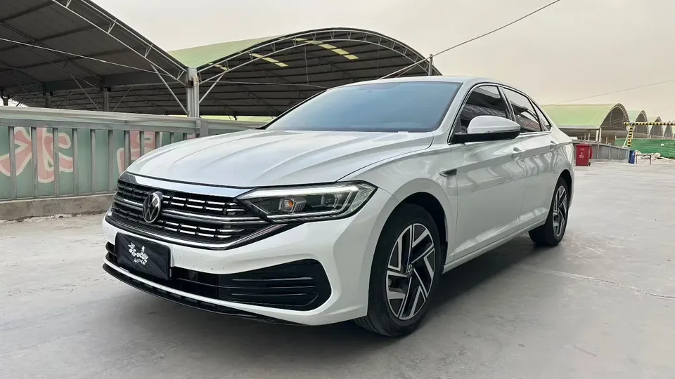 Volkswagen Sagitar 2025