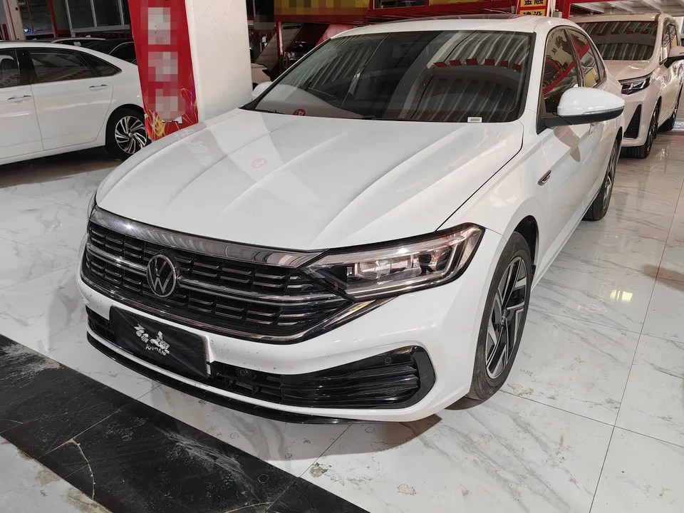 Volkswagen Sagitar 2025