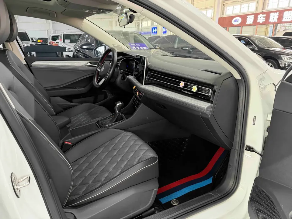 Volkswagen Sagitar 2023 Sagitar 280TSI DSG Beyond Edition Plus 2023 — миниатюра 4